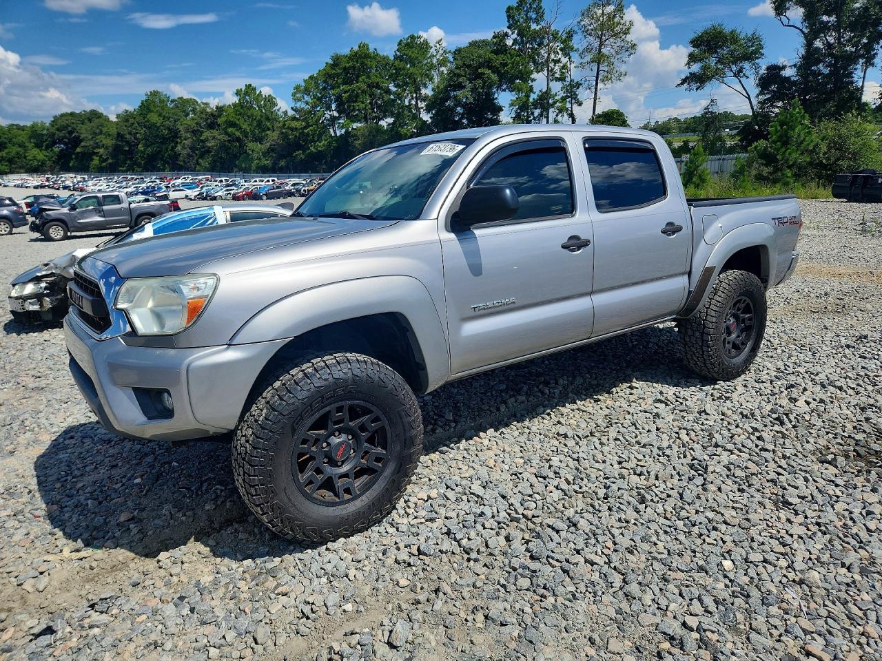 2015 TOYOTA TACOMA Delux Grade