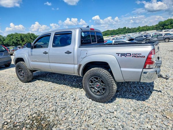 2015 TOYOTA TACOMA Delux Grade