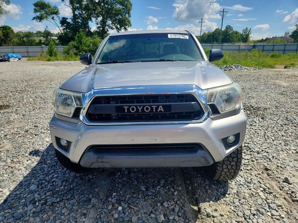 2015 TOYOTA TACOMA Delux Grade