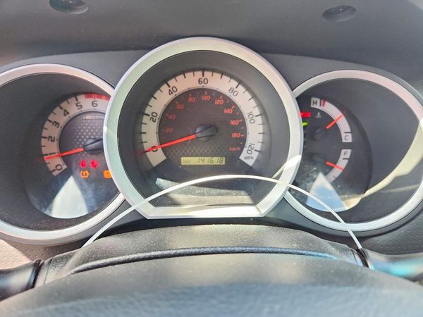 2015 TOYOTA TACOMA Delux Grade
