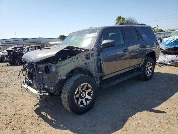 2023 TOYOTA 4RUNNER TRD offroad