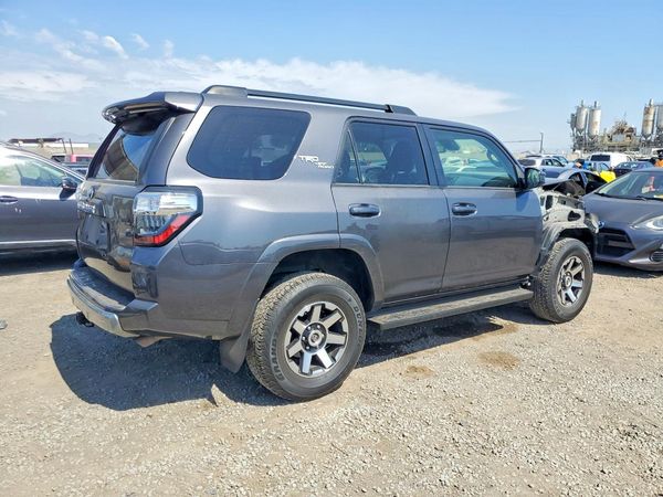2023 TOYOTA 4RUNNER TRD offroad