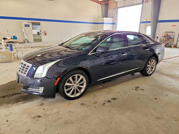 2013 CADILLAC XTS Luxury