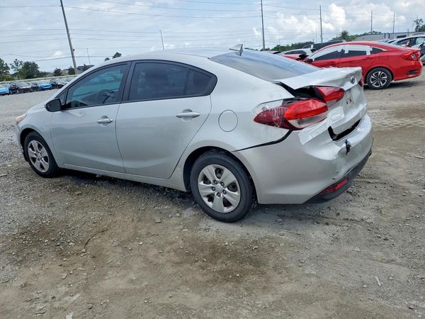 2017 KIA FORTE LX Base