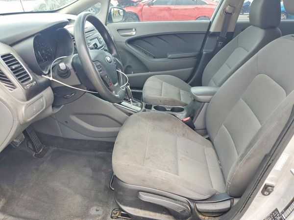 2017 KIA FORTE LX Base