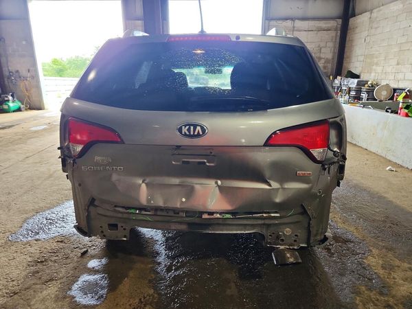 2015 KIA SORENTO GL