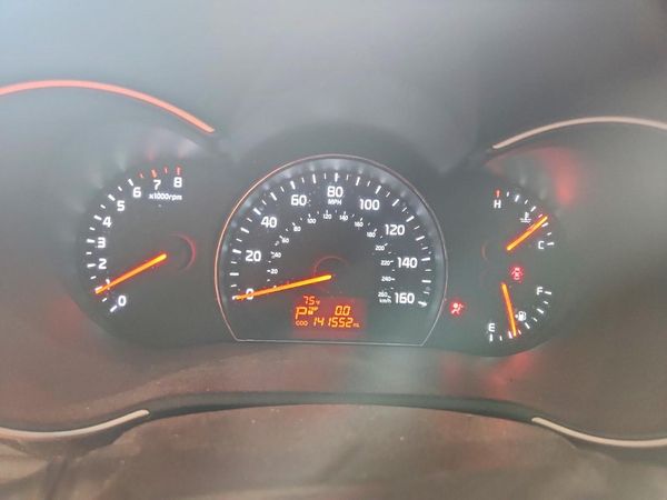 2015 KIA SORENTO GL