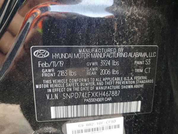 2019 HYUNDAI ELANTRA SE