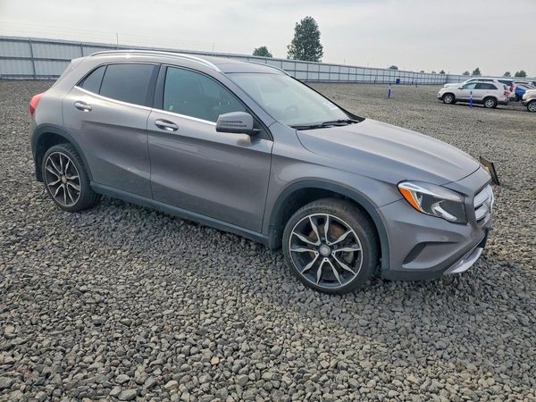 2016 MERCEDES-BENZ GLA GLA250-4M