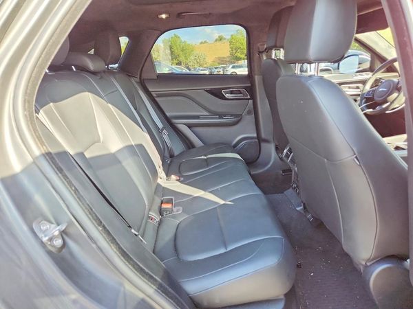 2019 JAGUAR F-PACE Premium