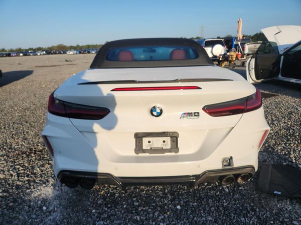 2020 BMW M8