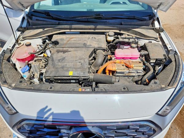 2021 HYUNDAI IONIQ SE