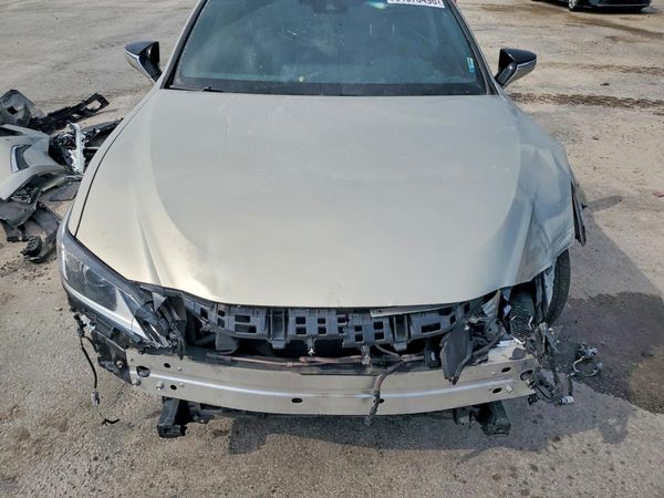 2019 LEXUS ES