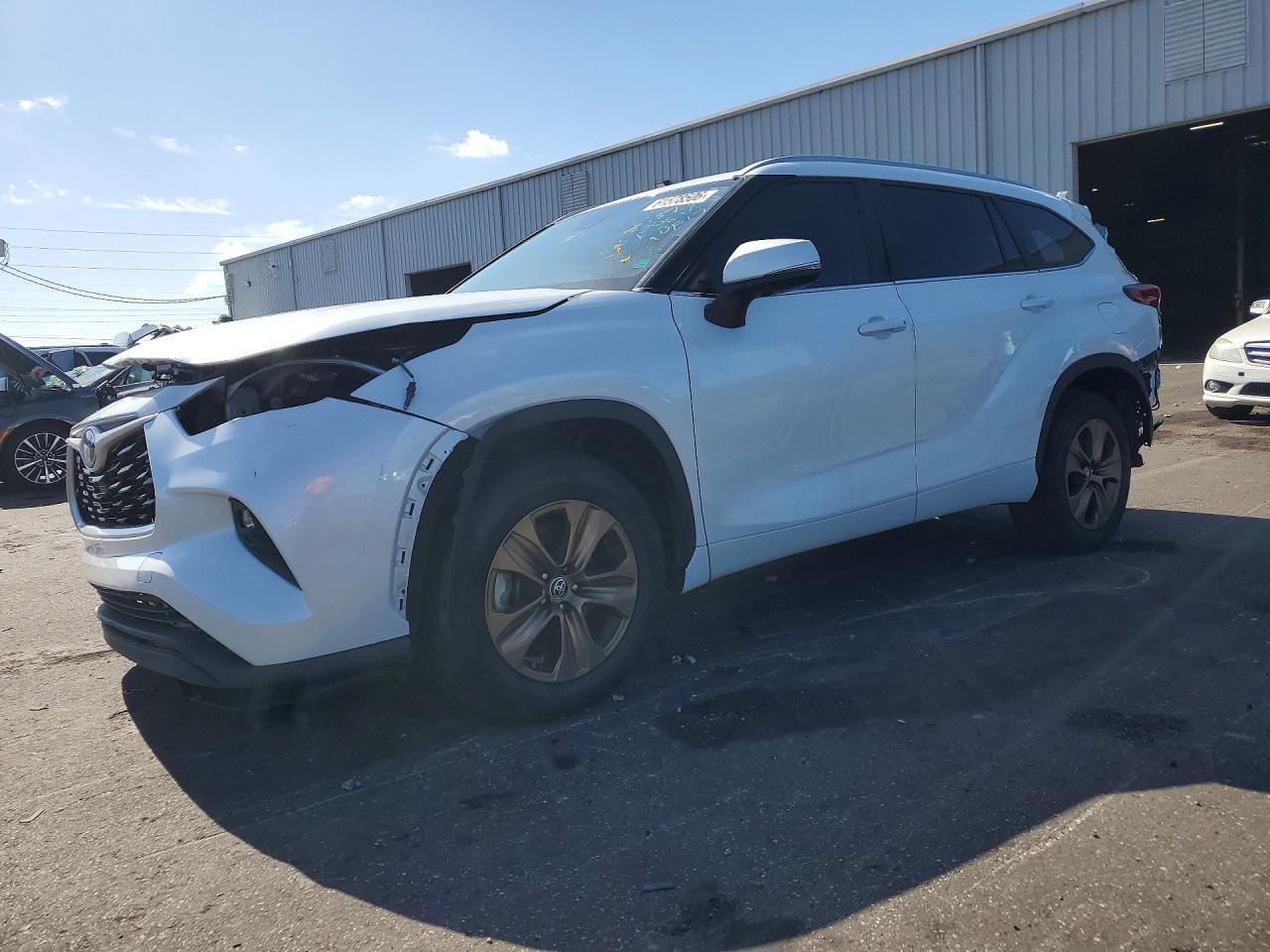 2023 TOYOTA HIGHLANDER