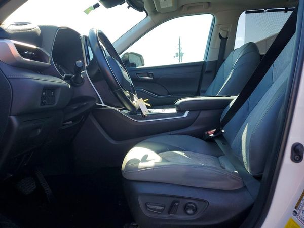 2023 TOYOTA HIGHLANDER