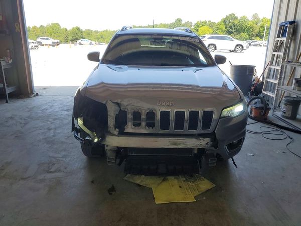 2019 JEEP CHEROKEE LIMITED FWD
