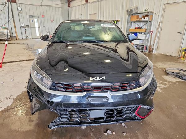 2024 KIA FORTE GT Line