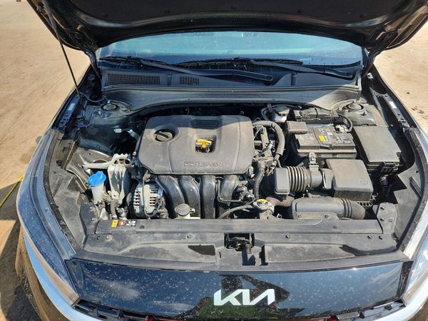 2024 KIA FORTE GT Line