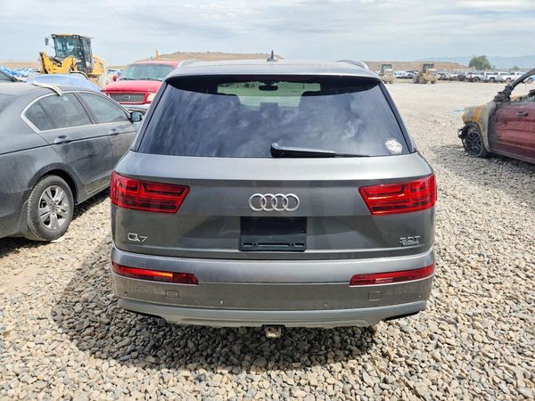 2017 AUDI Q7