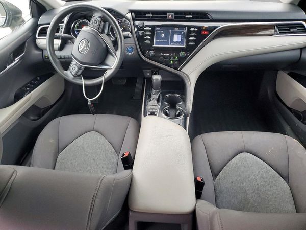 2018 TOYOTA CAMRY LE Hybrid