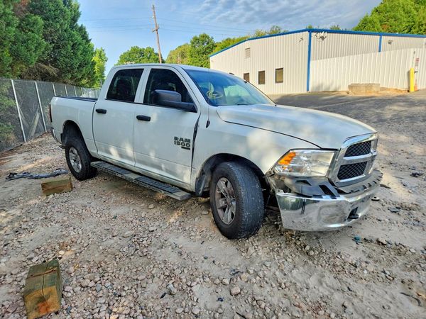 2023 RAM 1500 Tradesman — Passenger 3/4