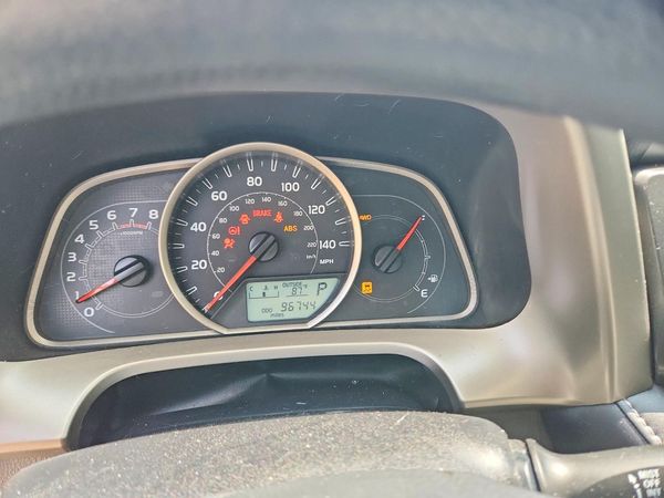 2013 TOYOTA RAV4 Sports