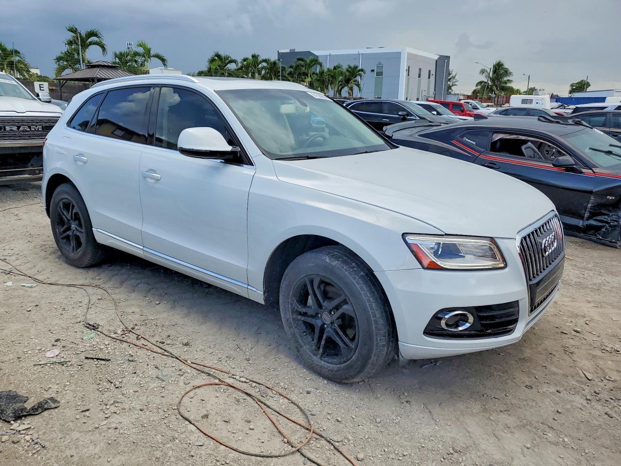 2016 AUDI Q5