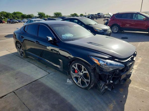 2021 KIA STINGER GT