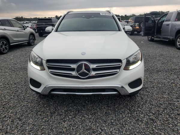 2016 MERCEDES-BENZ GLC GLC300
