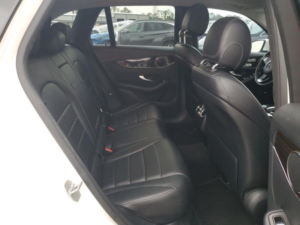 2016 MERCEDES-BENZ GLC GLC300