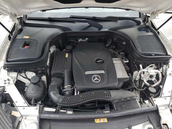 2016 MERCEDES-BENZ GLC GLC300