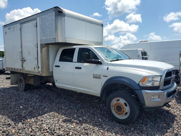 2016 RAM 5500 CREW CAB CHASSIS