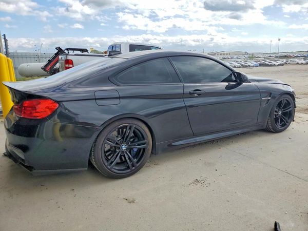 2015 BMW M4