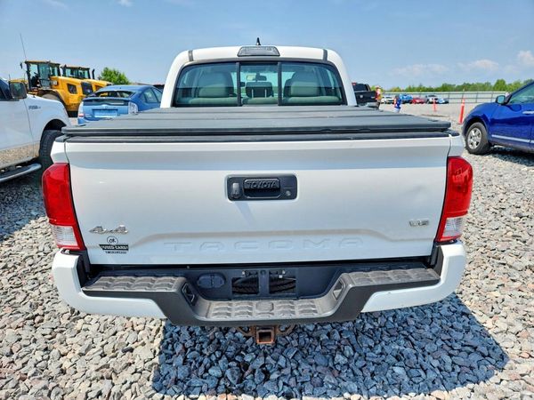 2016 TOYOTA TACOMA