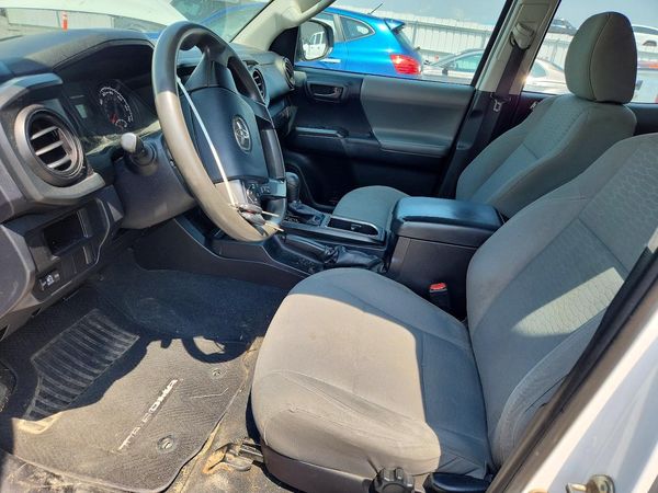 2016 TOYOTA TACOMA