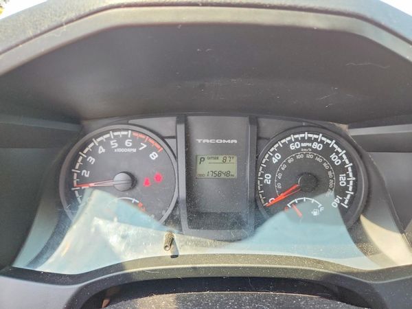 2016 TOYOTA TACOMA