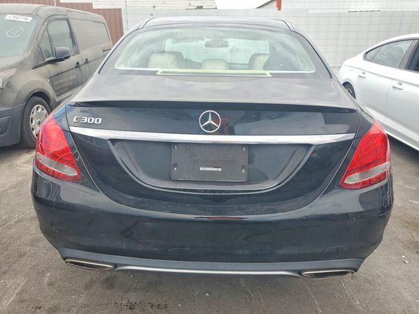 2018 MERCEDES-BENZ C C300