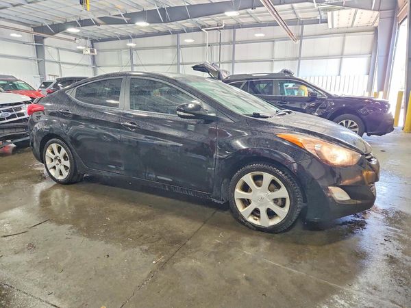 2013 HYUNDAI ELANTRA