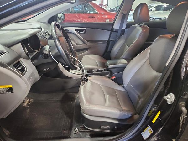 2013 HYUNDAI ELANTRA