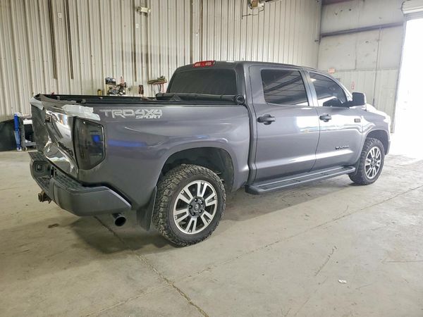 2018 TOYOTA TUNDRA