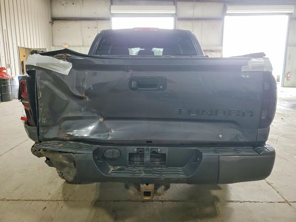 2018 TOYOTA TUNDRA