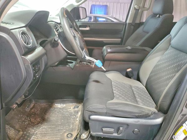 2018 TOYOTA TUNDRA