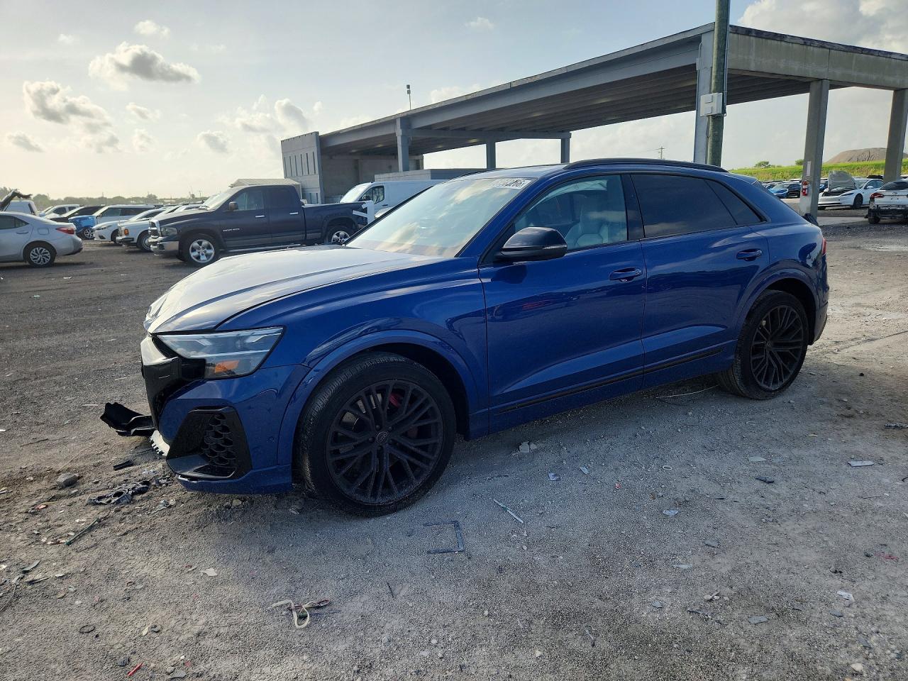 2024 AUDI SQ8