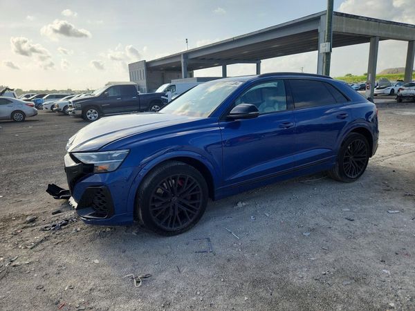 2024 AUDI SQ8