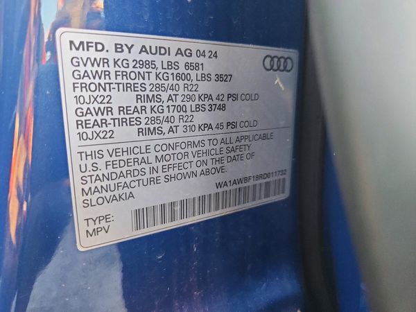 2024 AUDI SQ8