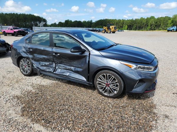 2022 KIA FORTE