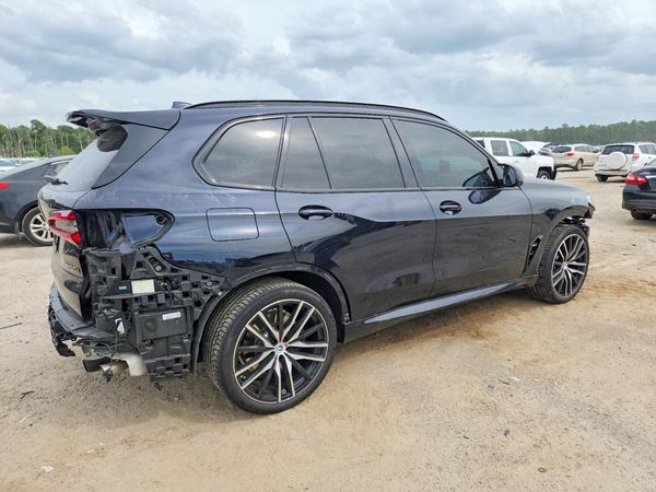 2023 BMW X5 M50i