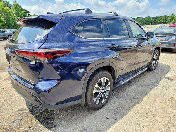 2025 TOYOTA HIGHLANDER LE, XLE, Limited