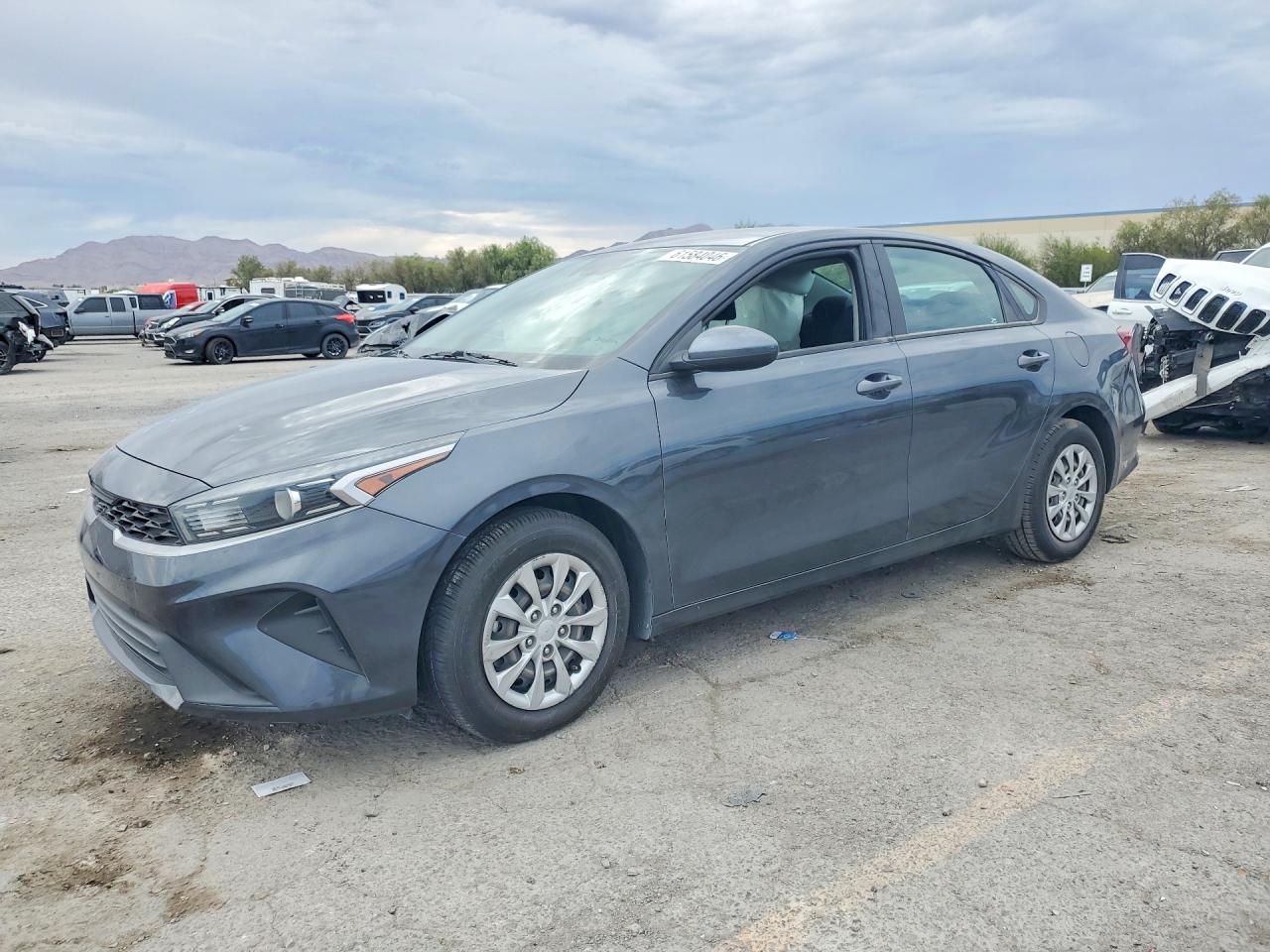 2022 KIA FORTE FE, LXS