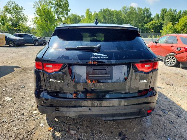 2018 JAGUAR F-PACE